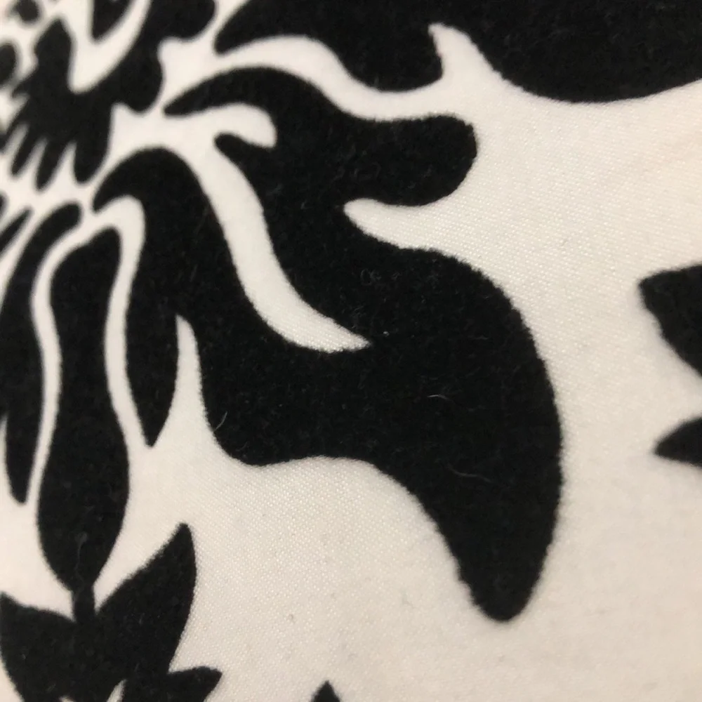 BLACK & WHITE ACCENT PILLOW • 16” X 16”